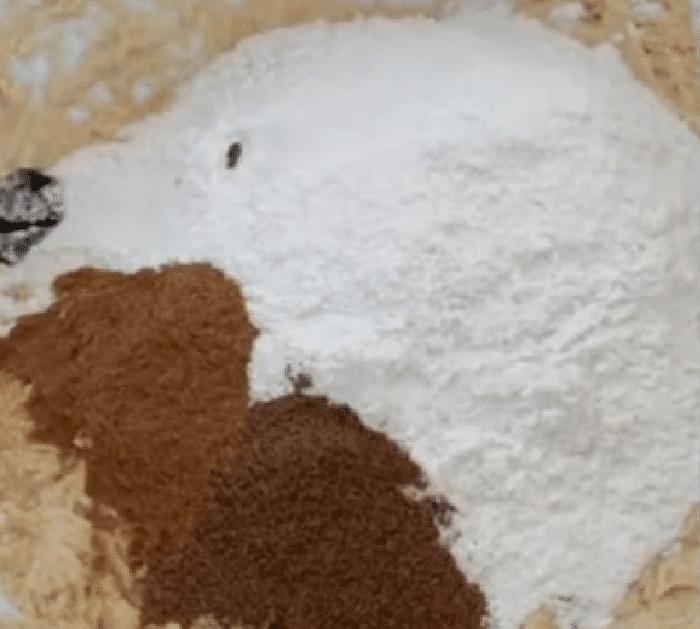 Ingredients for Crockpot Christmas Cake