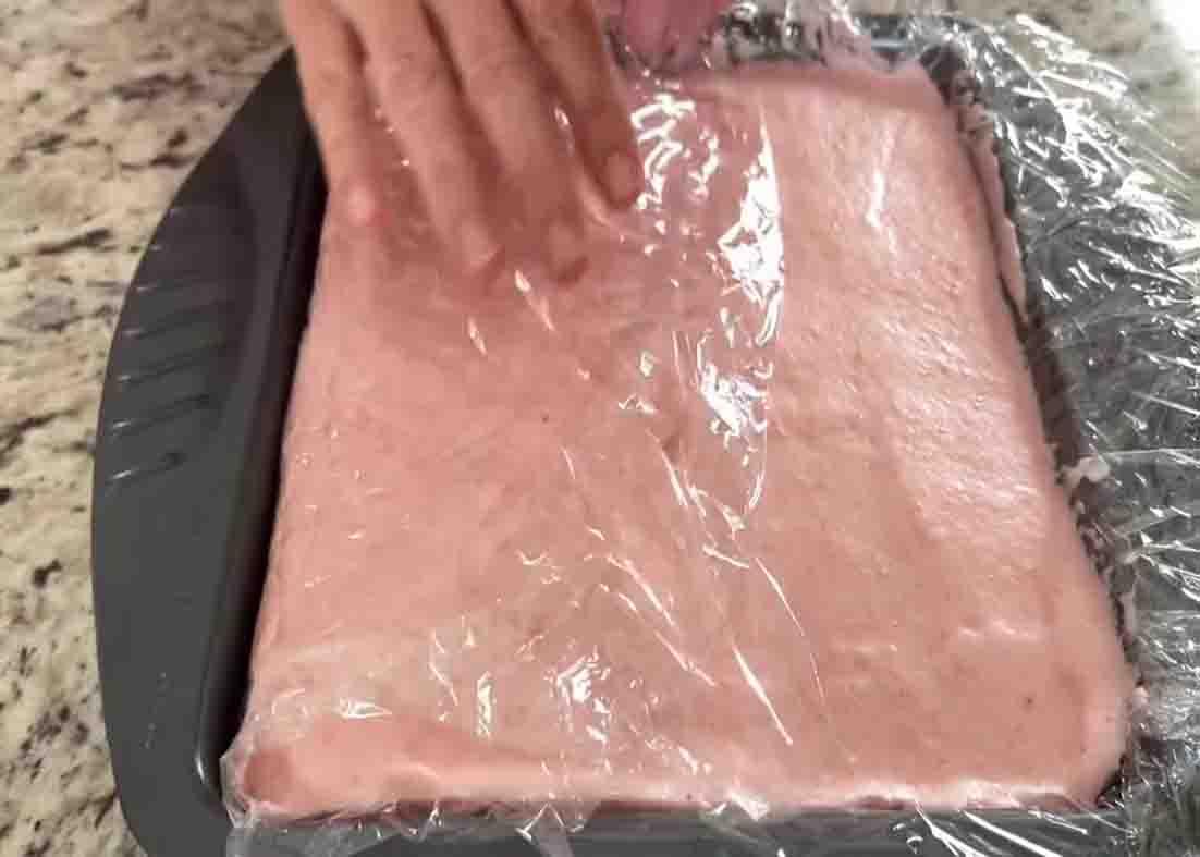 Wrapping the strawberry clouds with plastic wrap