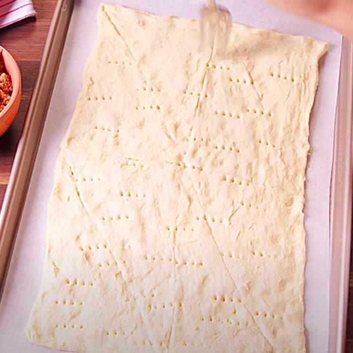 Maple Bacon Crack Recipe - How To make Bacon Crack With Canned Crescent Rolls - Easy Snack Ideas