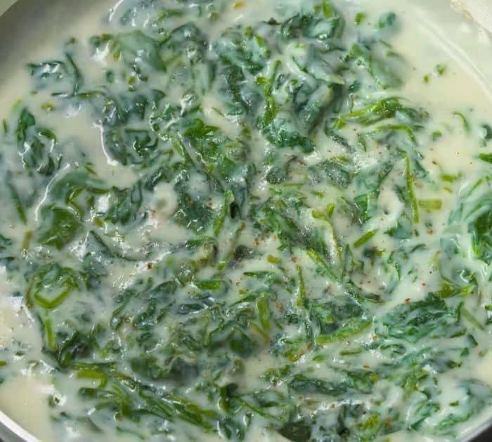 How to Make Creamed Spinach
