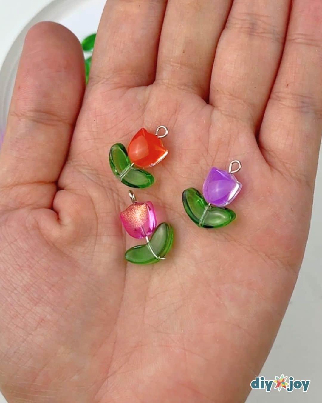 Chicken Wire Suncatcher — making more charms