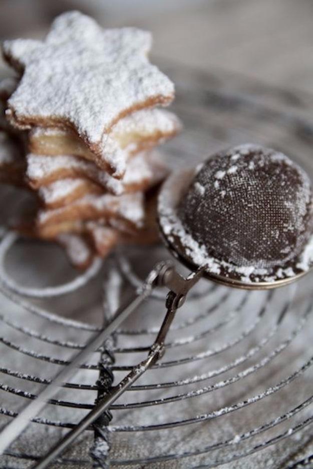 Use A Tea Strainer As Powdered Sugar Duster, a smart shortcut worth keeping on hand and a favorite pick from this roundup