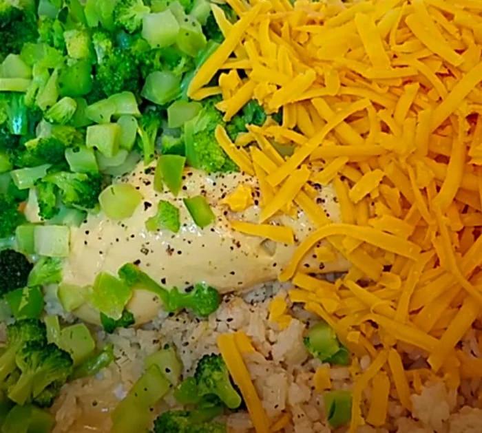 Rice casserole with cheese and broccoli