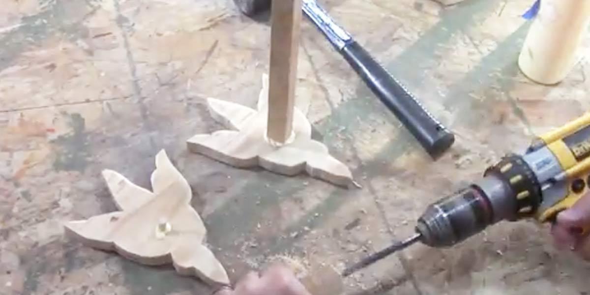 He Takes Pallet Wood And Makes The Coolest Thanksgiving Decor Item You’ll Have To Have!