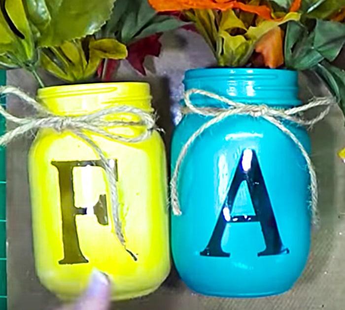 Mason Jar Craft Ideas - DIY Mason Jar Centerpiece - Fall Decor