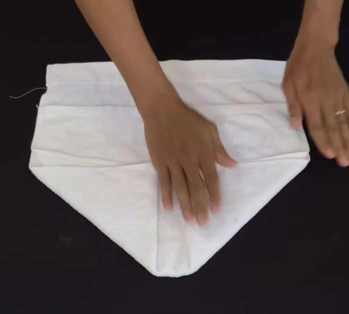 How to Make a Bear Using a Towel