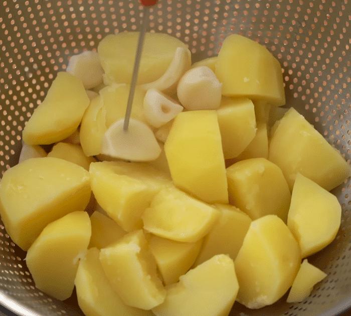 Ingredients for Garlic Mashed Potatoes