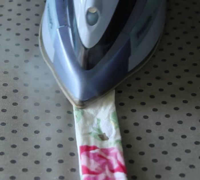 Easy Half-Apron With One Fabric Sewing Tutorial