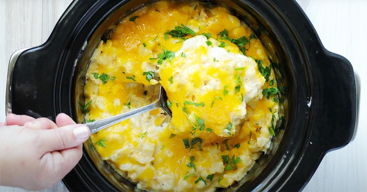 Easy Crockpot Cheesy Potatoes Recipe