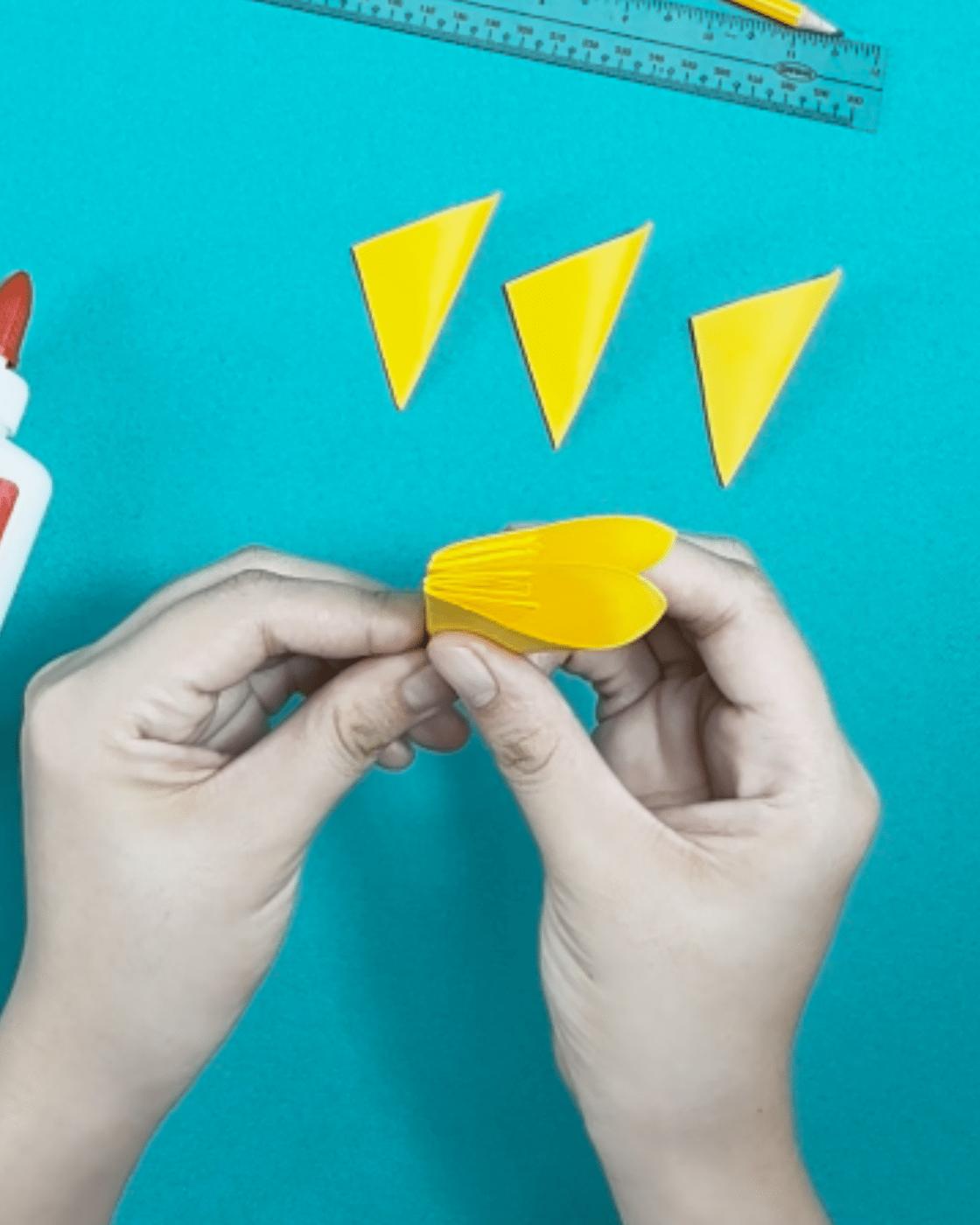 Easy Origami Daffodils