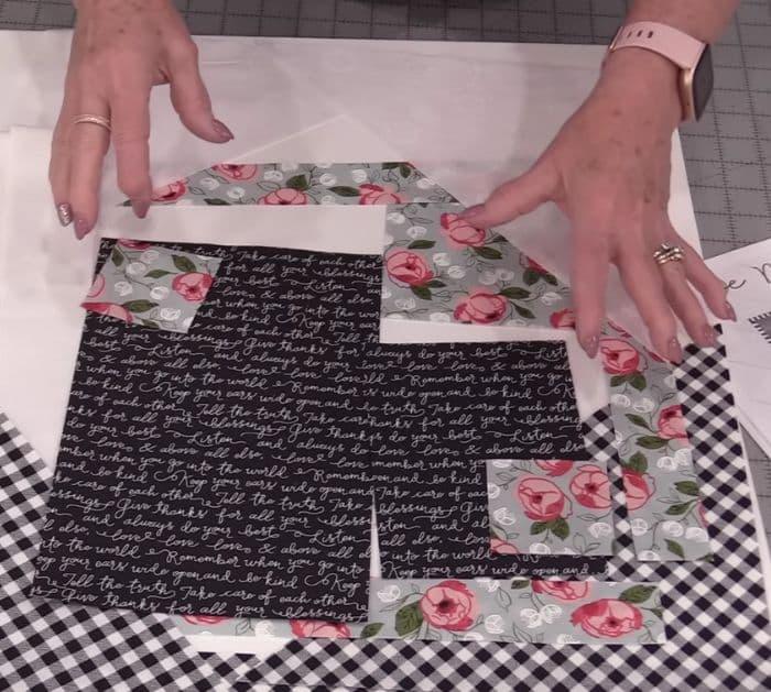 Easy To Make Lovely Envelope Quilt