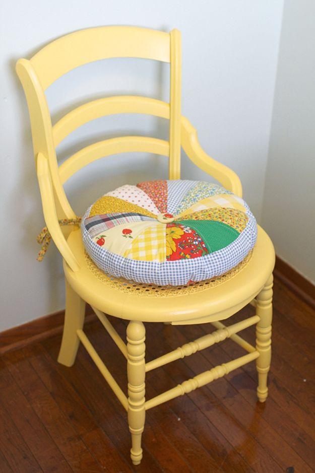 Easy Sewing Projects To Sew For Gifts - Round Quilted Chair Cushion - Simple Sewing Tutorials and Free Patterns for Making Christmas and Birthday Presents - Cheap Ideas to Make and