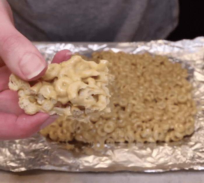 How to Make Peanut Butter Cheerios Bars