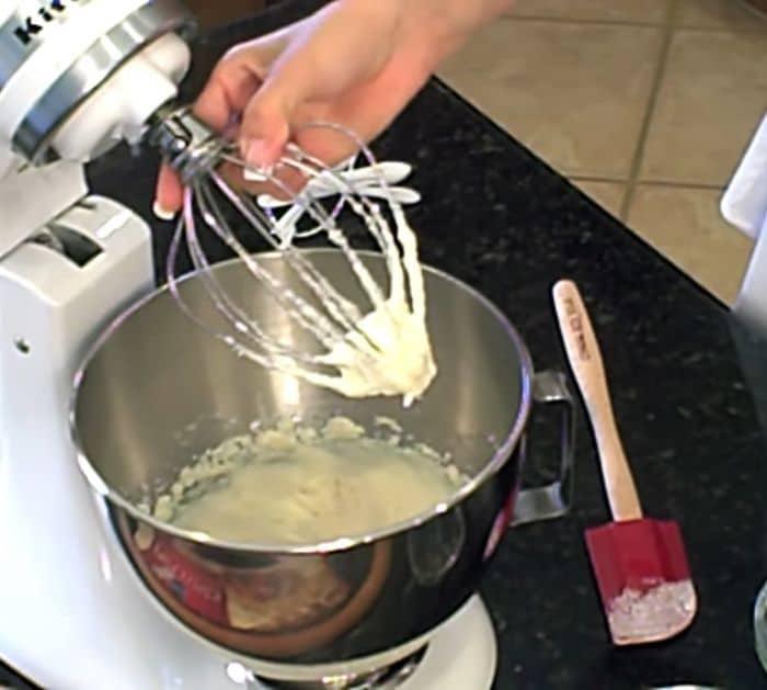 Easy Mini Cannoli Cups Ingredients