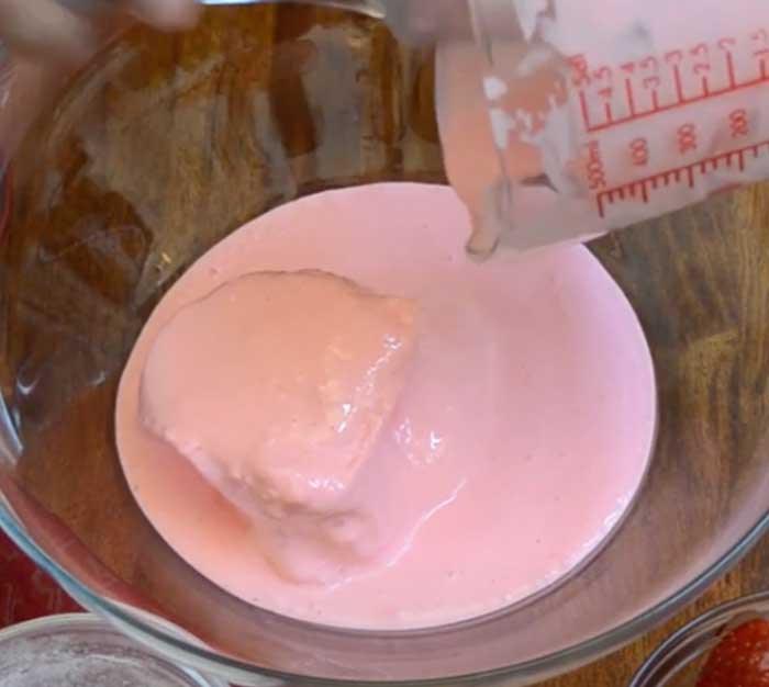 Strawberry Ice Cream Made Into Bread - Simple Bread Recipe