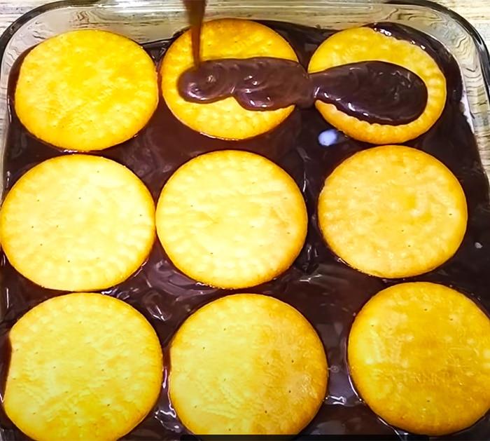No-Bake Biscuit Chocolate Pudding Recipe | No-Bake Recipes