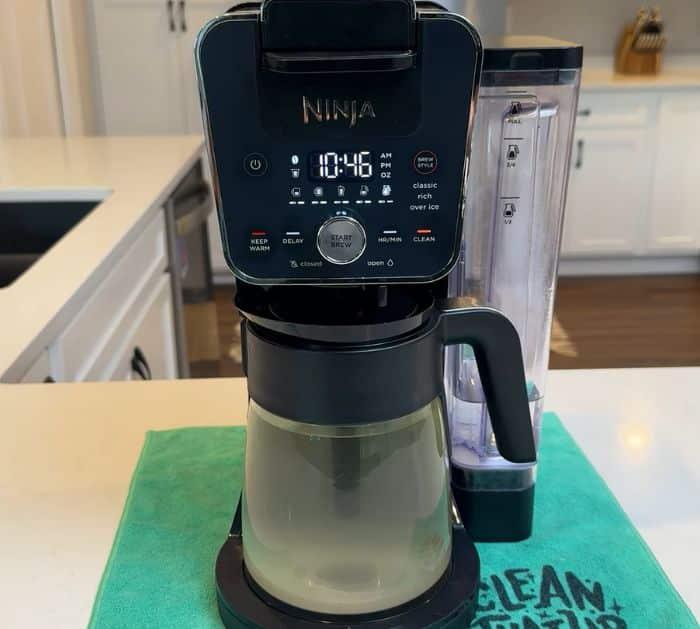 How to Clean a Coffee Maker
