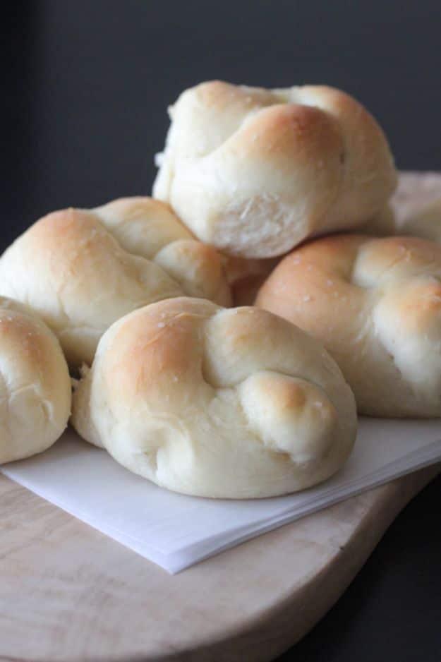One hour buttermilk dinner rolls risen in a warm oven and baked soft and golden in a single baking pan