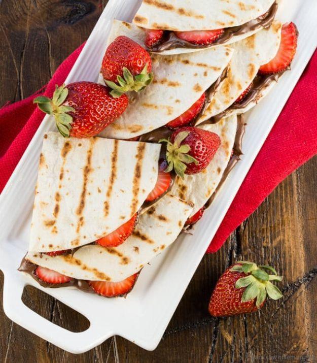 Quick Dessert Recipes - Grilled Strawberry Nutella Quesadillas Recipe - Fast Desserts to Make In Minutes - Sweet Treats, Cookies, Cake and Snack Ideas