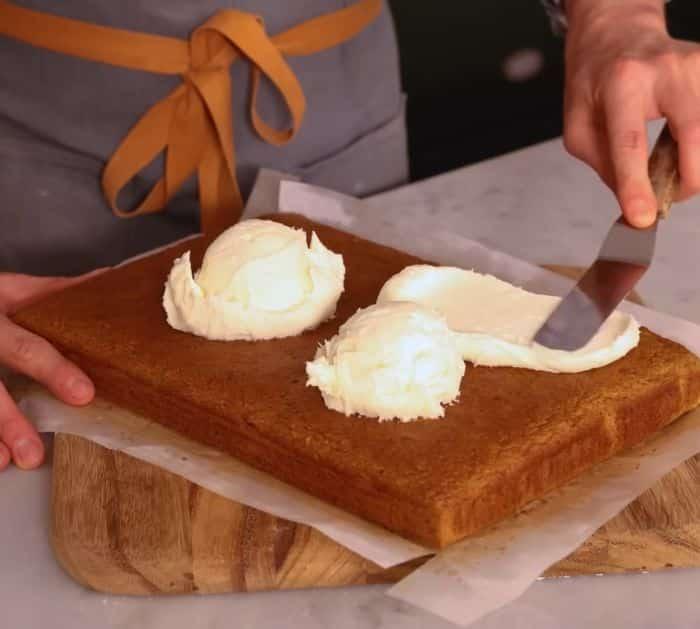 Easy Applesauce Cake Recipe Instructions
