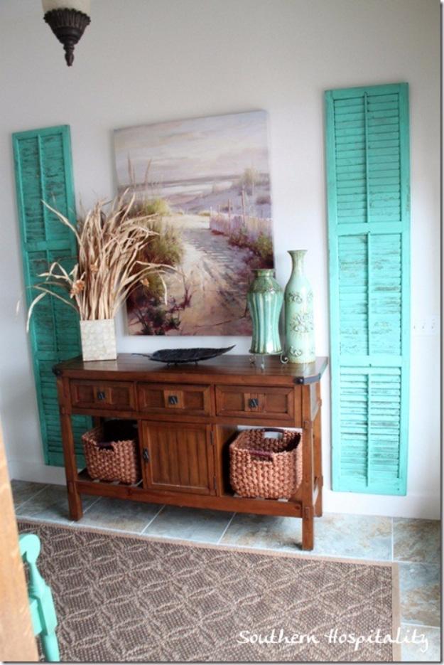 Repurposed Shutters Entryway Wall Decor, a simple idea that makes a real difference and a quick idea that comes together fast