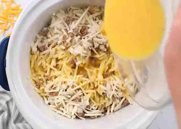 Slow cooking the breakfast casserole