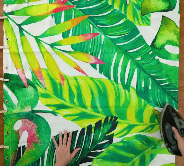 How to Make a No-Sew Round Beach Blanket