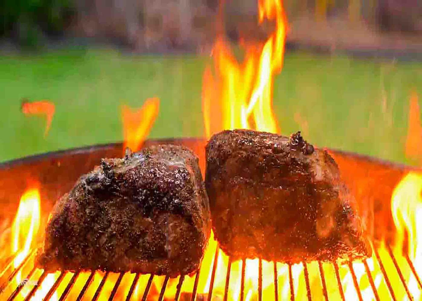 Cooking dry-aged steaks in coffee