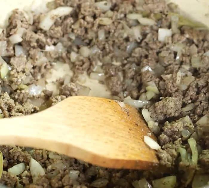 Easy Ground Beef and Cabbage Soup Ingredients