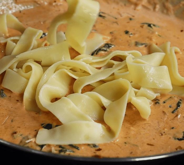 Spicy and Creamy Shrimp Pasta Recipe Instructions