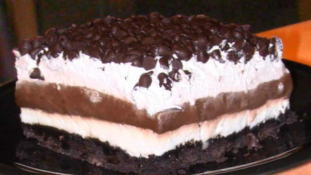Easy Chocolate Lasagna Recipe