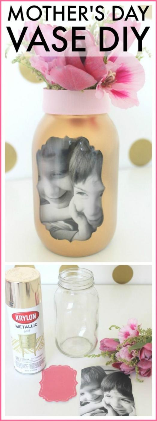 Easy Mother's Day Photo Vase Craft, a thoughtful handmade token, cheap enough to make a full set without breaking the budget