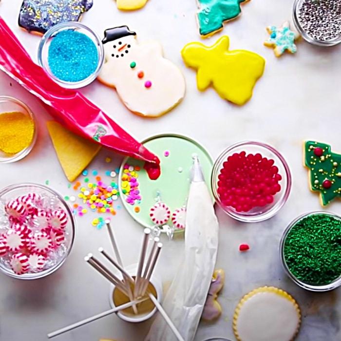Christmas Sugar Cookies Recipe - Holiday Cookie Ideas - Easy Christmas Cookies