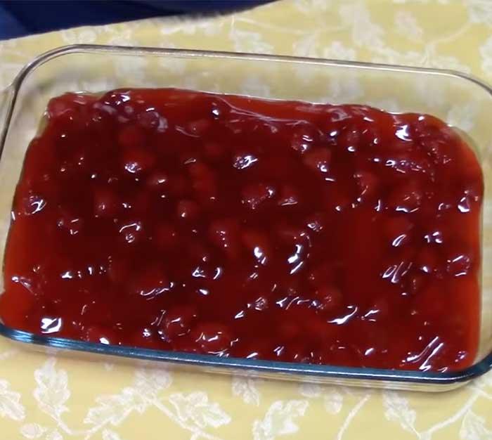 Strawberry Pie Filling for Dump Cake - Easy Recipes
