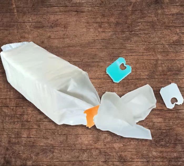 Easy and Useful Bread Tag Tips and Hacks