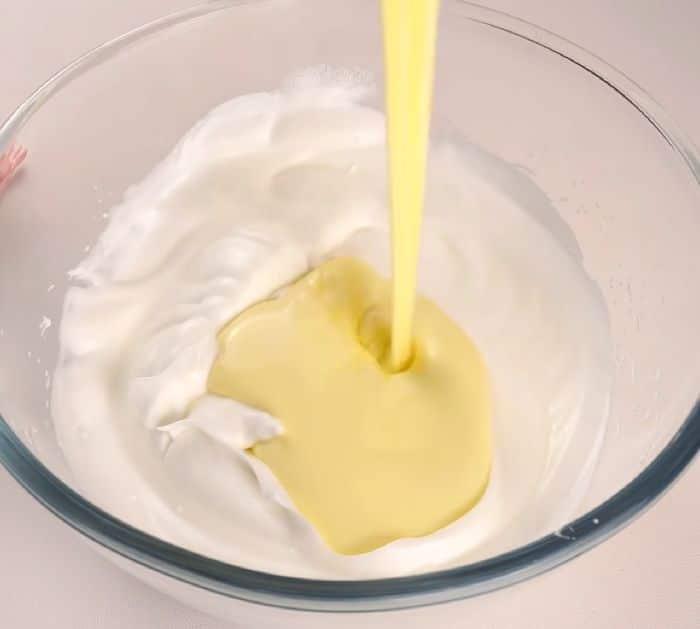 No-Bake Fluffy Chiffon Cake Recipe