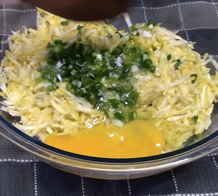 Yellow Squash Fritters Recipe Ingredients