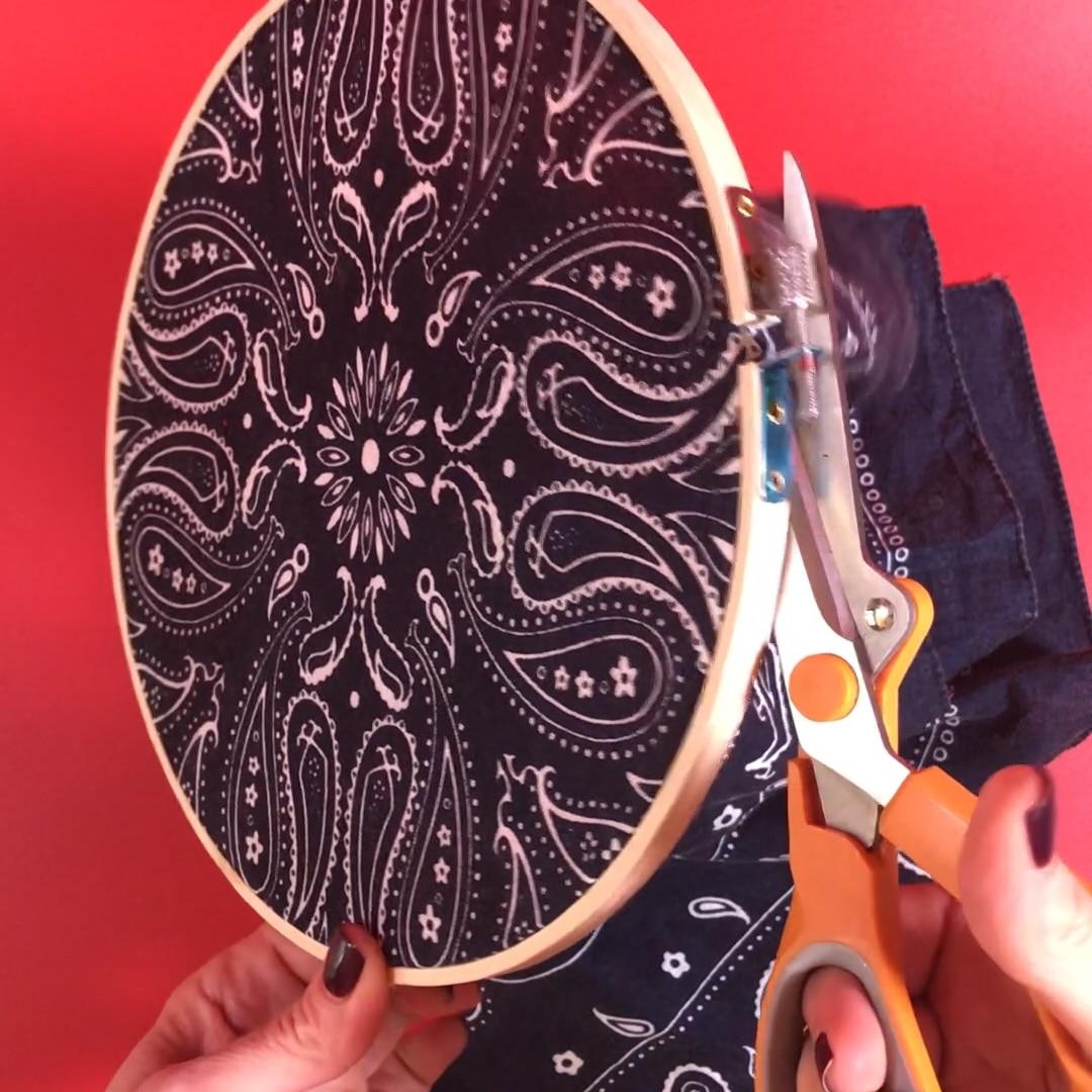 This Cheap And Quick DIY Belongs With Your Farmhouse Decor