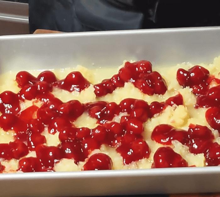 Pineapple Cherry Dump Cake Ingredients