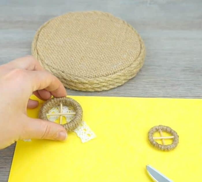 DIY Small Christmas Tree Decor Tutorial