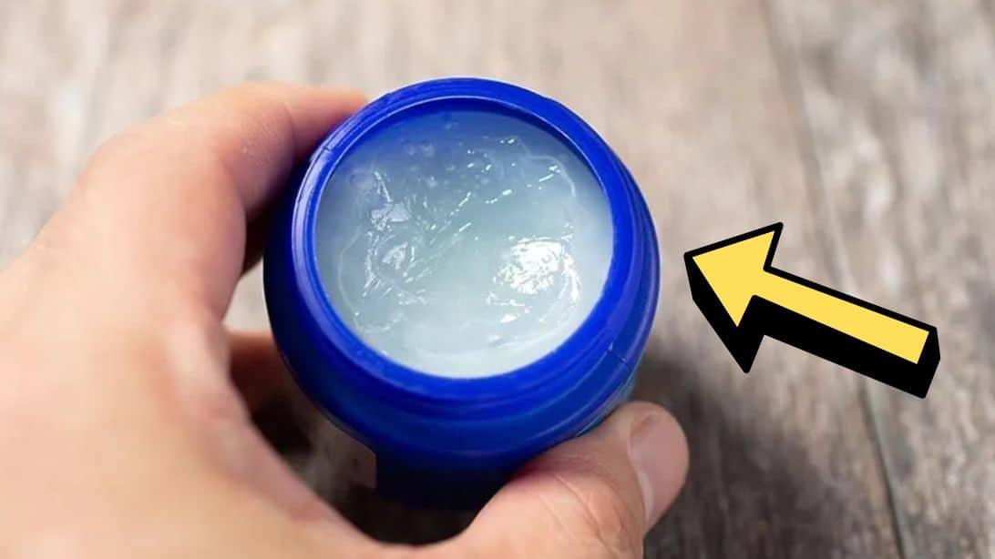 DIY Homemade Natural Vapor Rub Recipe