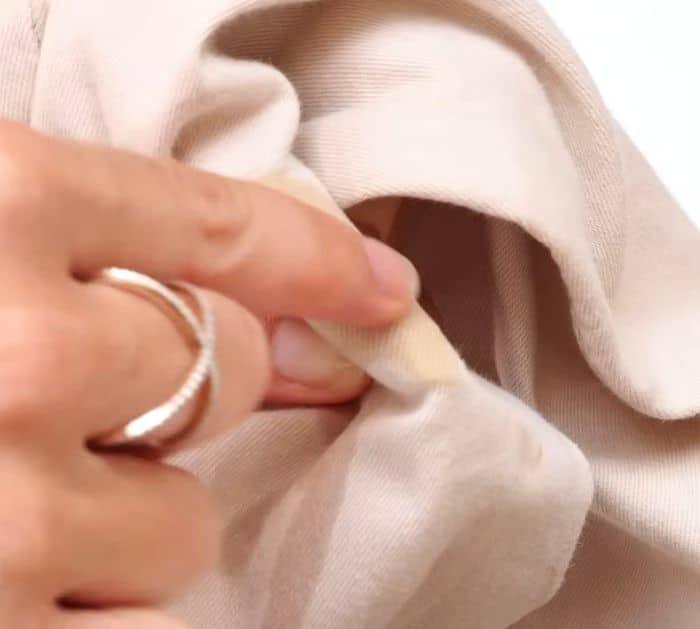 How to Remove Makeup Stains From Fabric
