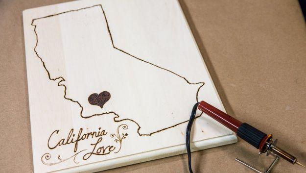DIY State Cutting Boards, a simple craft that looks great on a shelf or wall and a favorite pick from this roundup