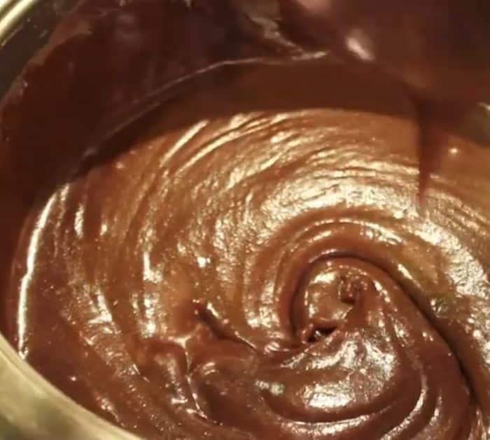 How to Make Old-Fashioned Chocolate Fudge