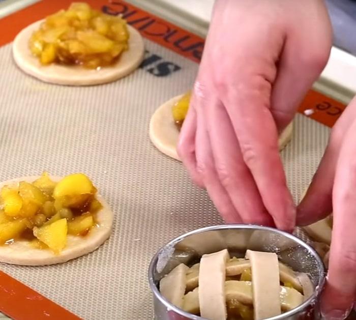 directions for making apple pie cookies