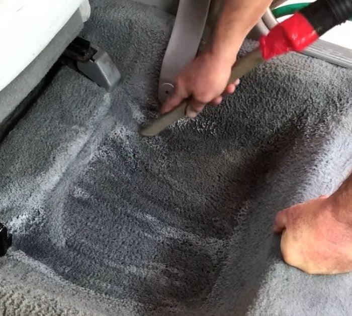 Amazing Way to Clean The Nastiest and Dirtiest Carpet Instructions