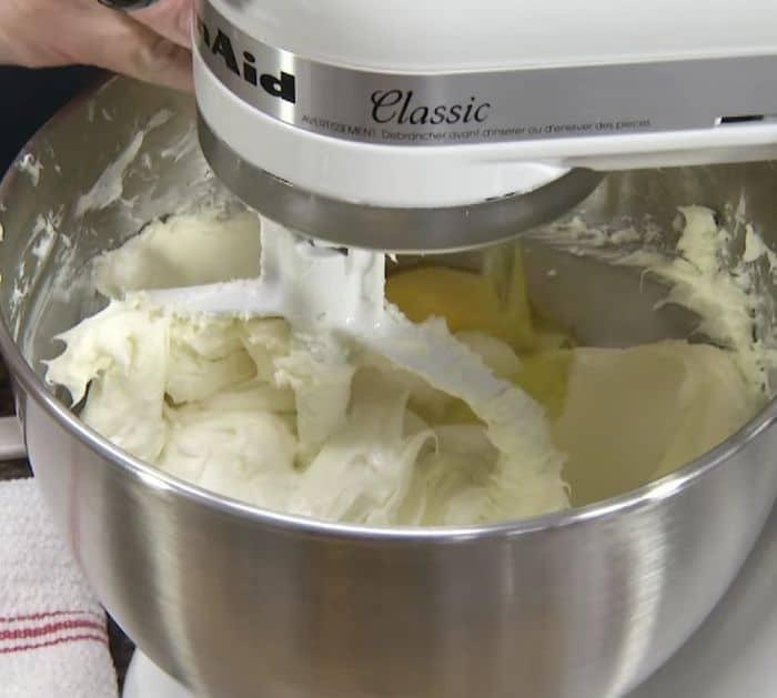How To Make Banana Split Cheesecake Squares