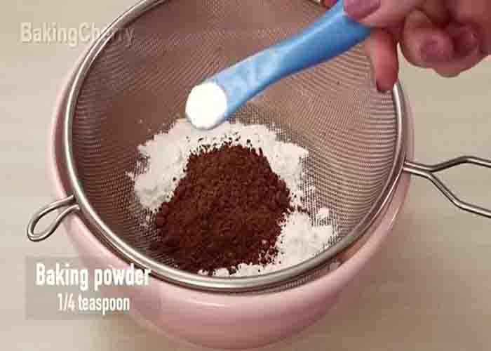Making the base for the mousse cake
