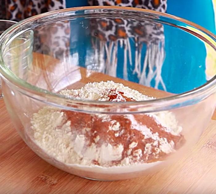 Learn to make a copy cat Little Debbie Oatmeal Pie Recipe