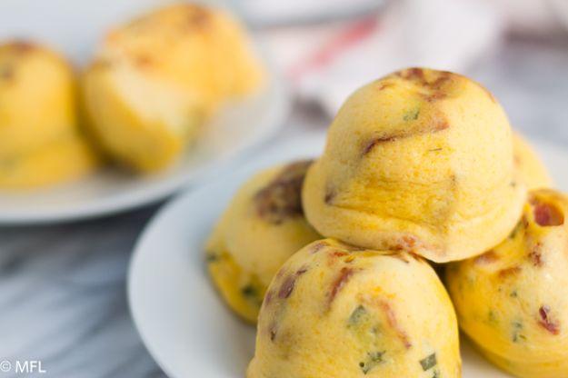 Keto Breakfast Recipes - Sous Vide Egg Bites - Low Carb Breakfasts and Morning Meals for the Ketogenic Diet - Low Carbohydrate Foods on the Go - Easy Crockpot Recipes and Casserole